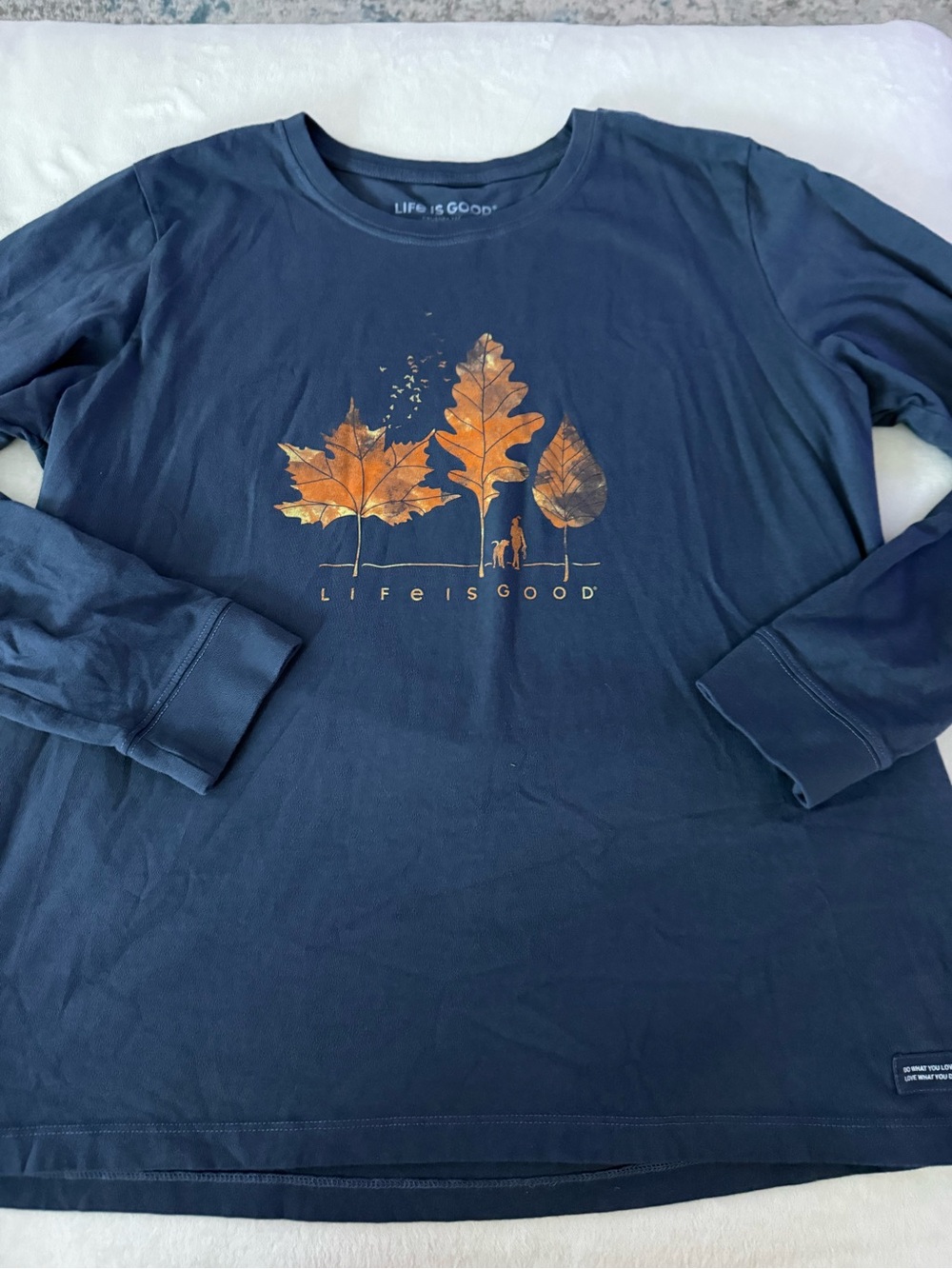 Life is Good Women’s Long Sleeve Navy Tee Fall Leaves Size XL D78